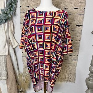 NWT lularoe irma Colorful Geometric Patterned tunic size S